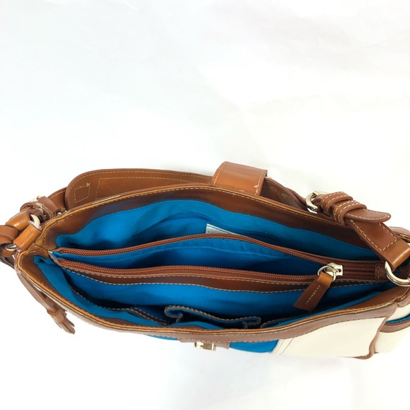 Liz Claiborne Women’s Shoulder Bag - Picture 4 of 16